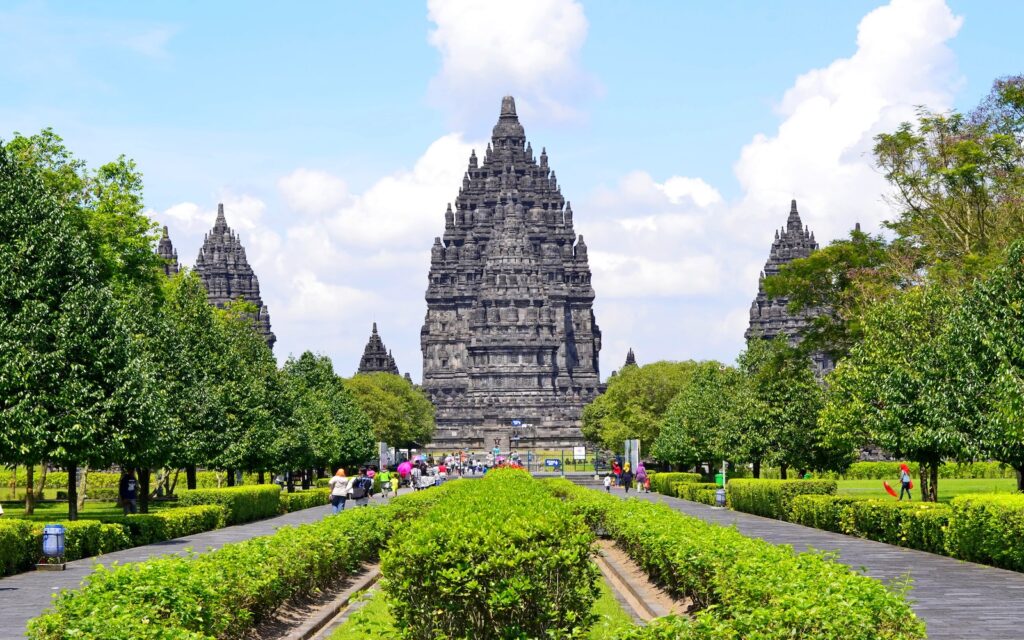 Yogyakarta travel guide – Prambanan temple complex