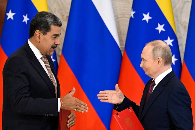 Venezuela crisis — Putin reassures Maduro during strategic call