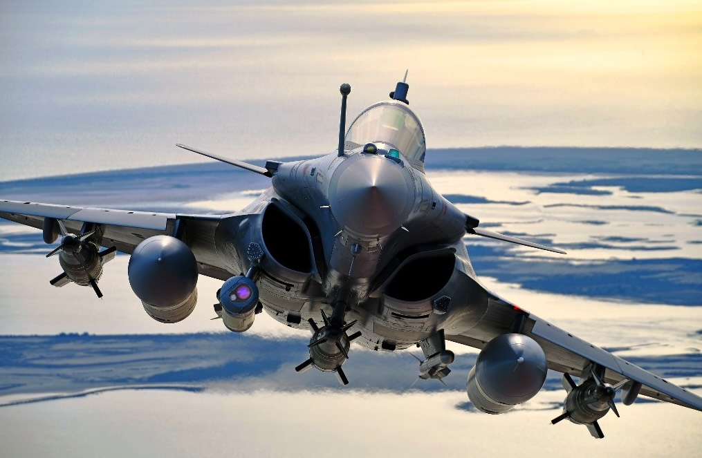Rafale Fighter Deal boosts Indian Air Force combat fleet