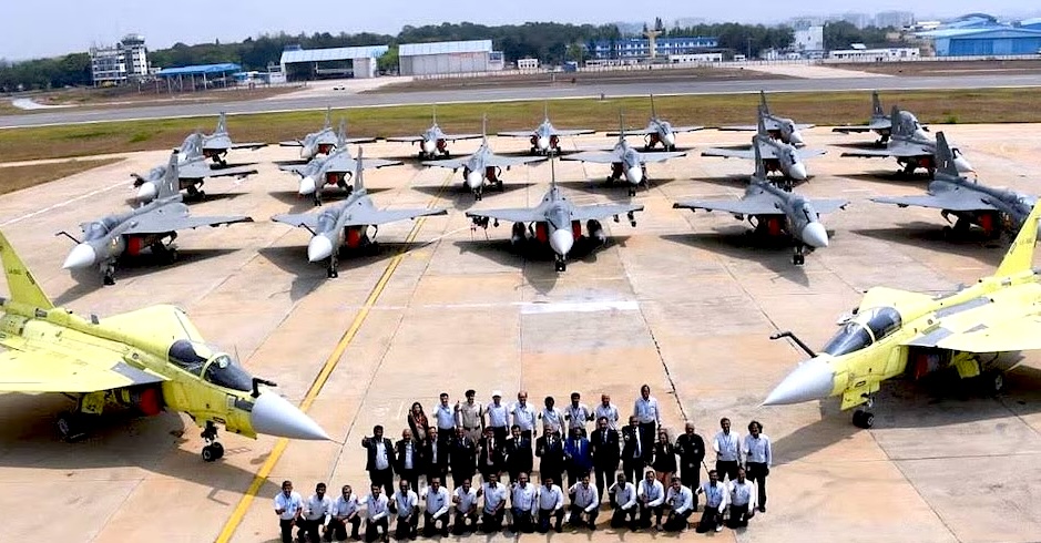 Teja Mk1A at HAL Nasik with the Project Team